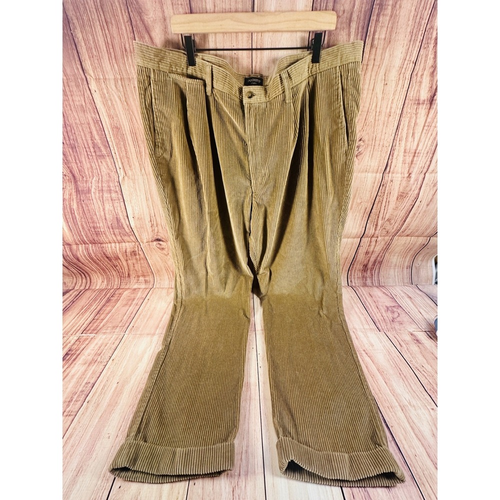 VTG Dockers Mens Wide Wale Corduroy Pleated Loose Fit Pants Size 44 x 31 Tan
